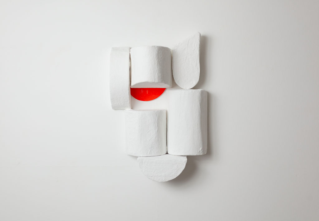 Untitled (stretch), 2023, a sculpture in plaster cloth and cardboard